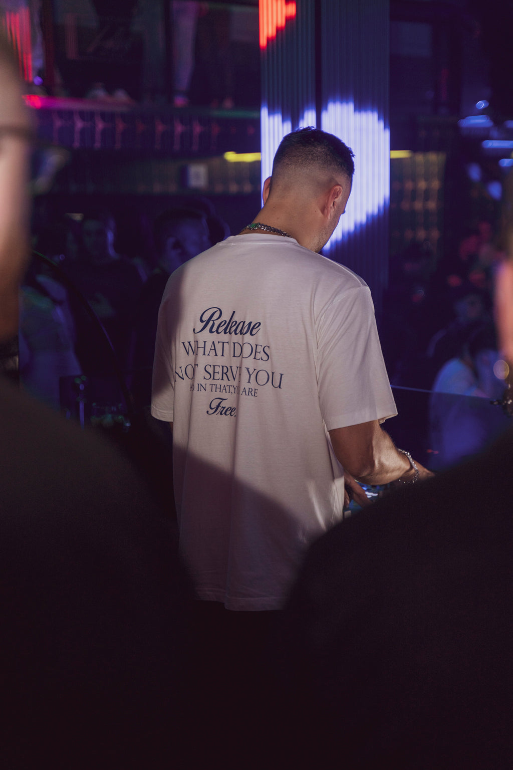 Let Go Tee – Just Keep Light